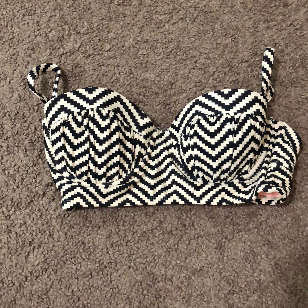 Tribals bikini top